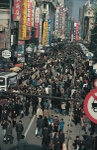 300px-crowded_nanjing_road_in_shanghai1.jpg