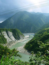 300px-siouguluan-river-hualien-ta.jpg